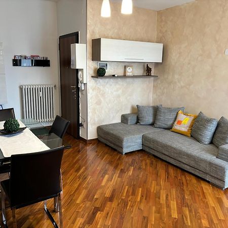 La Casa Di Ambra Apartamento Limbiate Exterior foto