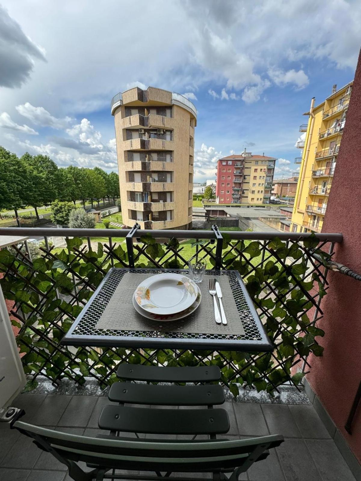 La Casa Di Ambra Apartamento Limbiate Exterior foto